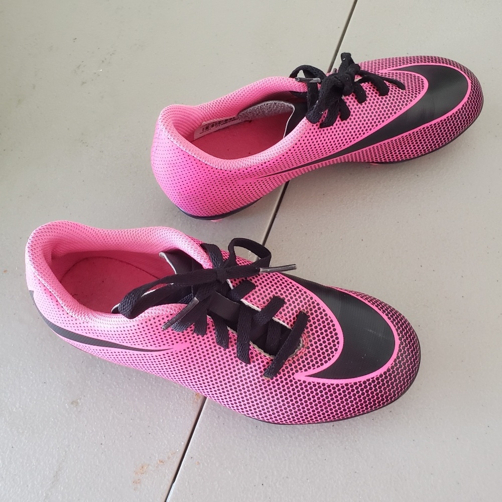 Girls Nike soccer cleats